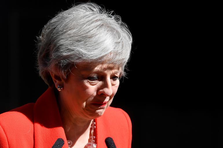 Son dakika... İngiltere Başbakanı Theresa Mayden istifa kararı: 7 Haziranda bırakıyorum