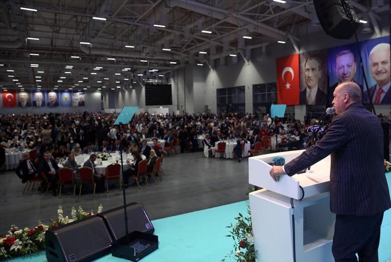 AK Parti İstanbul Mahalle Başkanları İftar Programı