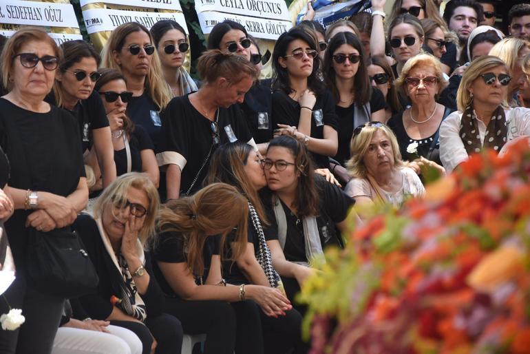 Genç yaşta ölen Derin, gözyaşlarıyla uğurlandı