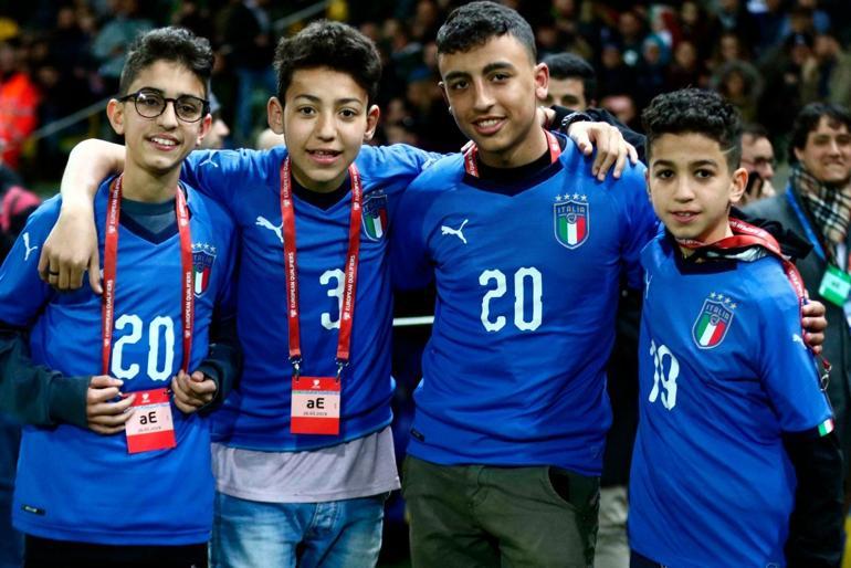 İtalya, kaçırılan okul servisinde can kayıplarını önleyen iki çocuğa vatandaşlık verdi