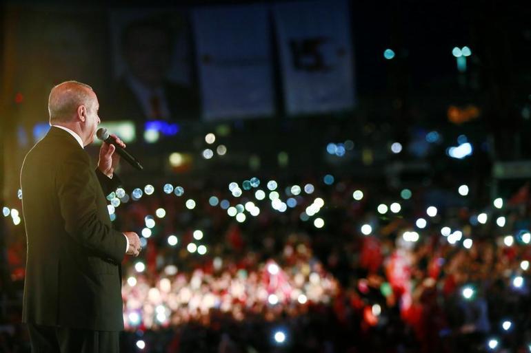 Cumhurbaşkanı Erdoğan: Hiçbir ihanet şebekesi birliğimizi bozamayacak