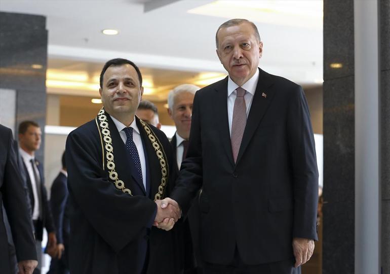 Cumhurbaşkanı Erdoğan AYMde yemin törenine katıldı