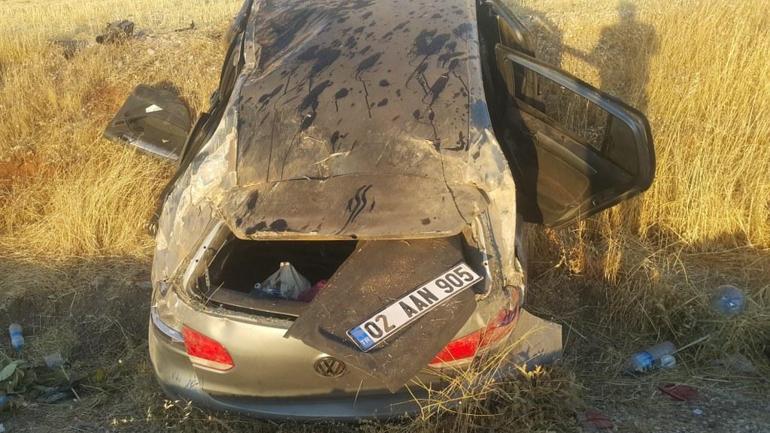 Şarampole devrilen otomobildeki 5 kişi yaralandı