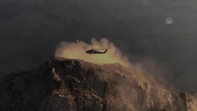 Kıran Operasyonuna Atak helikopterlerinden hava desteği
