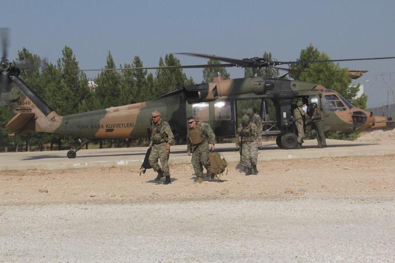 Türk-ABD’li komutanlardan ikinci ortak helikopter uçuşu