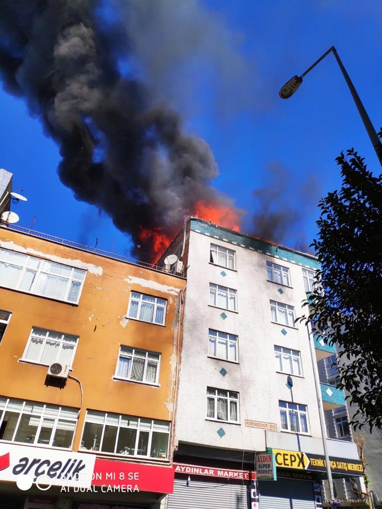 İstanbul Bağcılarda korkutan yangın