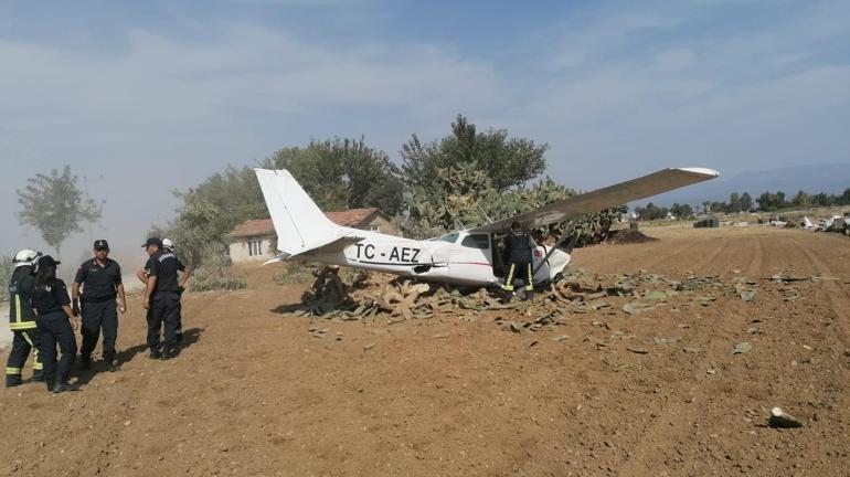 Son dakika... Manavgatta sivil eğitim uçağı kalkış sırasında kaza geçirdi