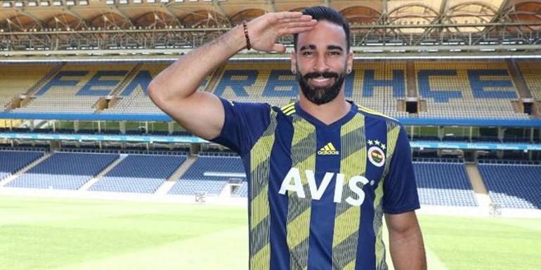 Fenerbahçeli Adil Ramiden asker selamlı paylaşım
