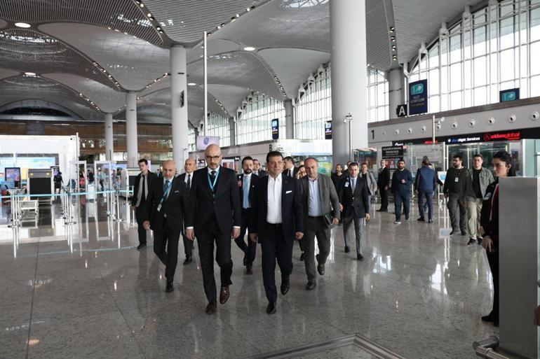 İmamoğlu İstanbul Havalimanı yöneticileriyle bir araya geldi