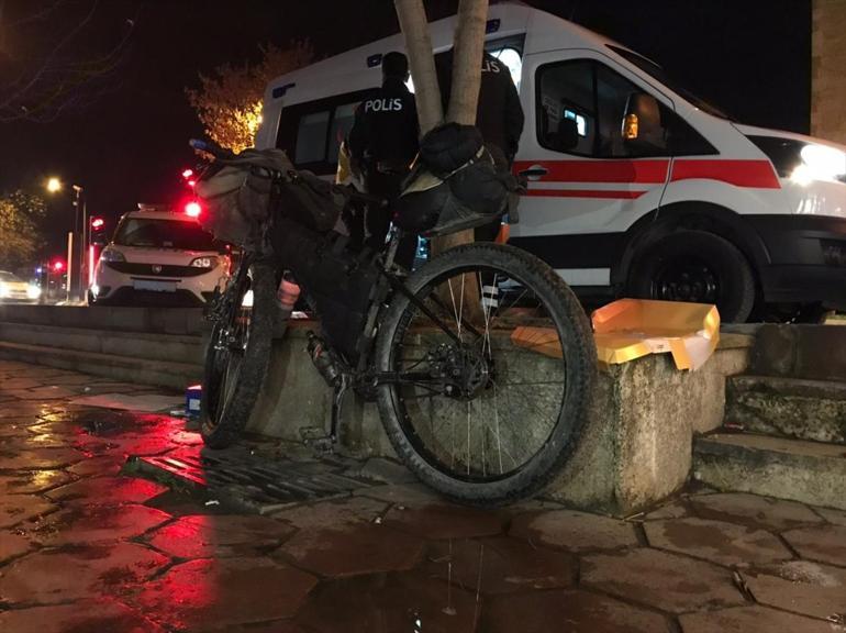 Dünya turuna çıkan bisikletli turist Edirnede yaralandı