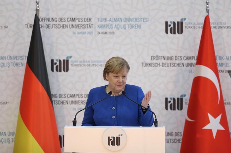 Erdoğan ve Merkel, İstanbulda açılış törenine katıldı