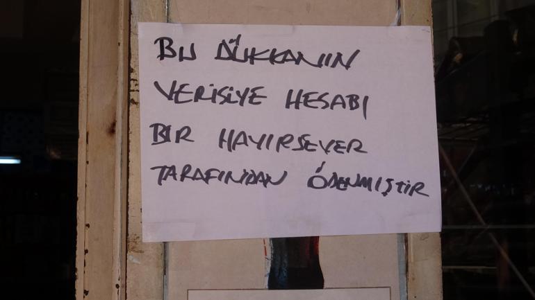Hayırsever vatandaş, İzmit’te bakkalda veresiye defterini kapattı