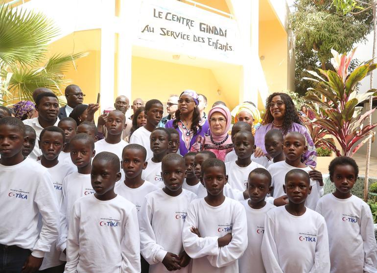 Emine Erdoğan, Senegal’de rehabilitasyon merkezi açılışını yaptı