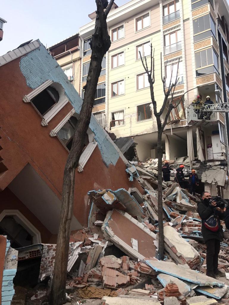 İstanbul Bahçelievlerde 7 katlı bir bina çöktü