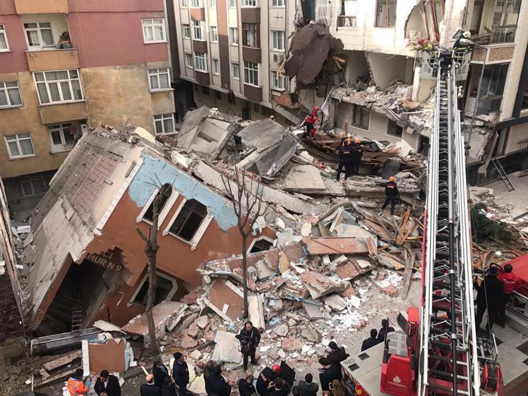 İstanbul Bahçelievlerde 7 katlı bir bina çöktü
