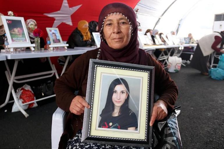 Diyarbakır annelerinin oturma eylemine 3 aile daha katıldı