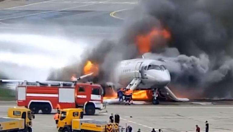 Rusya’da korkunç uçak kazasının yeni görüntüleri yayınlandı
