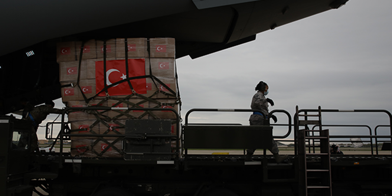 Türkiyeden ABDye koronavirüs yardımı Uçak Washingtona indi
