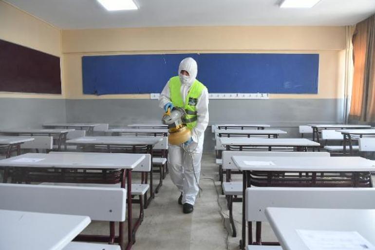 Sınavlar öncesinde okullar dezenfekte edildi