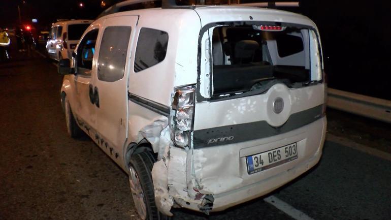 Esenyurtta zincirleme kaza: Otomobil alev aldı