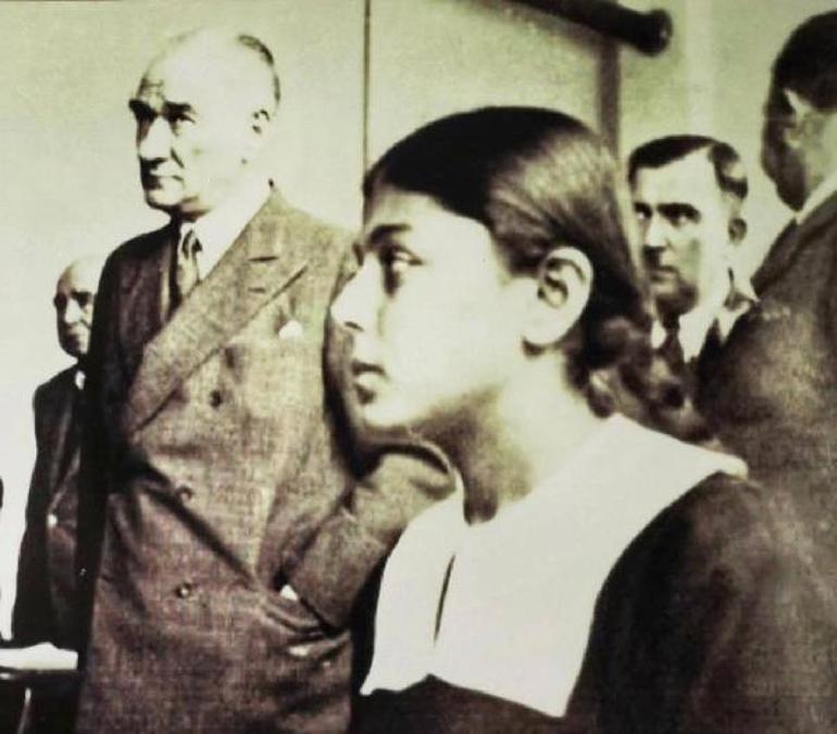 Atatürkle fotoğrafı bulunan Remziye Tatlı , 99 yaşında hayatını kaybetti