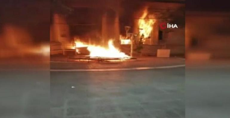 Arjantin’de 14 yaşındaki çocuğun öldürülmesini protesto eden göstericiler valilik binasını yaktı