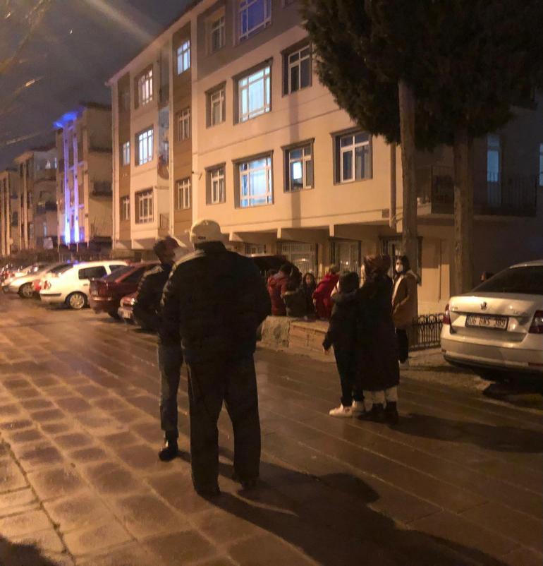 Son dakika haberi: Ankarada korkutan deprem | Video