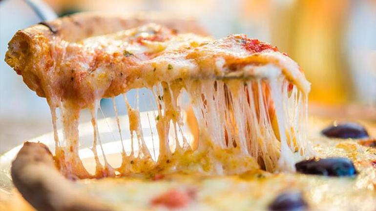 Evde Pizza Yapımı: Evde Pizza Nasıl Yapılır Yapımı Kolay En Güzel Evde Pizza Tarifi
