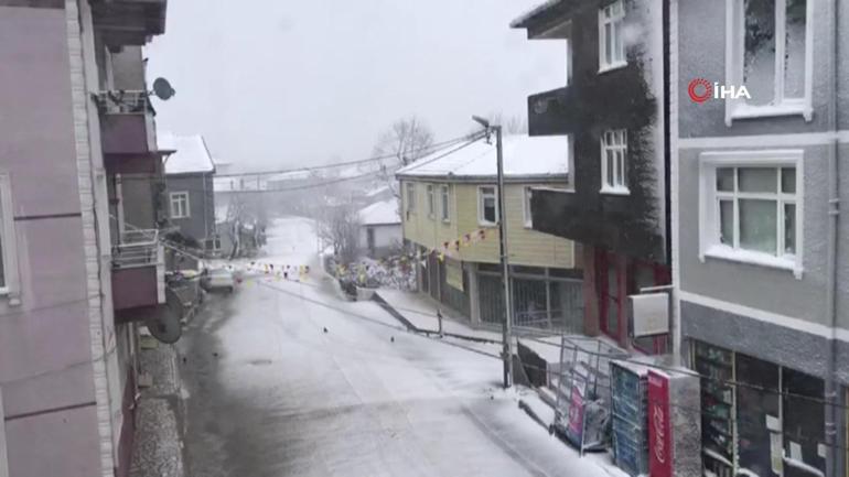 İstanbula kar ne zaman yağacak İstanbul kar yağış saati: İlk kar görüntüleri