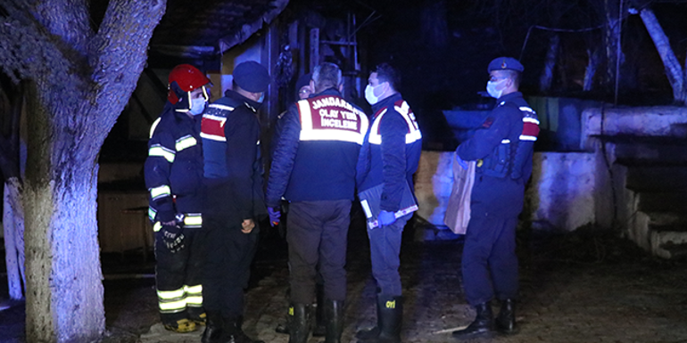 Son dakika: Denizlide restoranda yangın: 3 kişi hayatını kaybetti