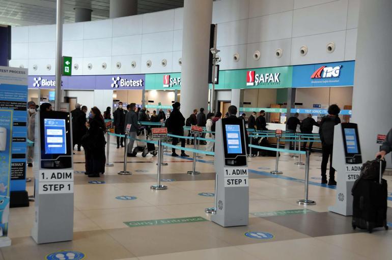 İstanbulda iki havalimanında 469 bin yolcu PCR testi yaptırdı, 4 bin 875 test pozitif çıktı