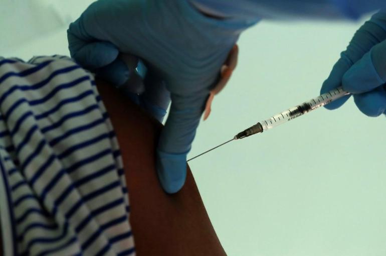Avrupadaki aşı krizinin perde arkası: Nerelerde yanlış yapıldı