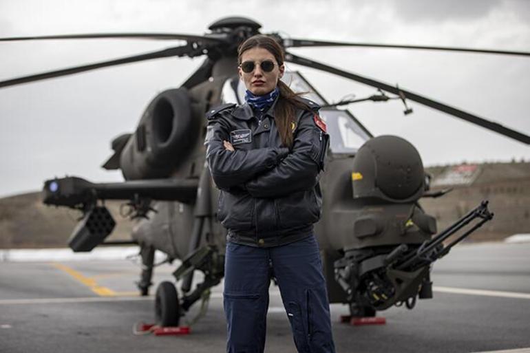 Özge Karabulut kimdir, kaç yaşında İlk kadın taarruz helikopter pilotu Özge Karabulut