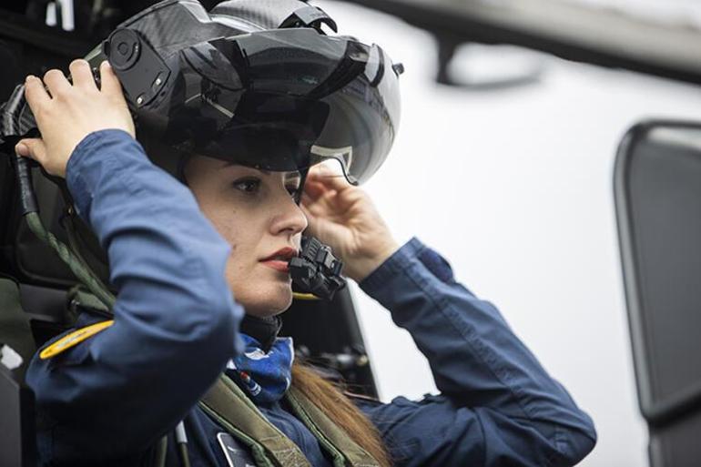 Özge Karabulut kimdir, kaç yaşında İlk kadın taarruz helikopter pilotu Özge Karabulut