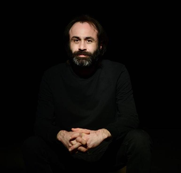 “Gülmekten de saçmalamaktan da vazgeçmeyelim”