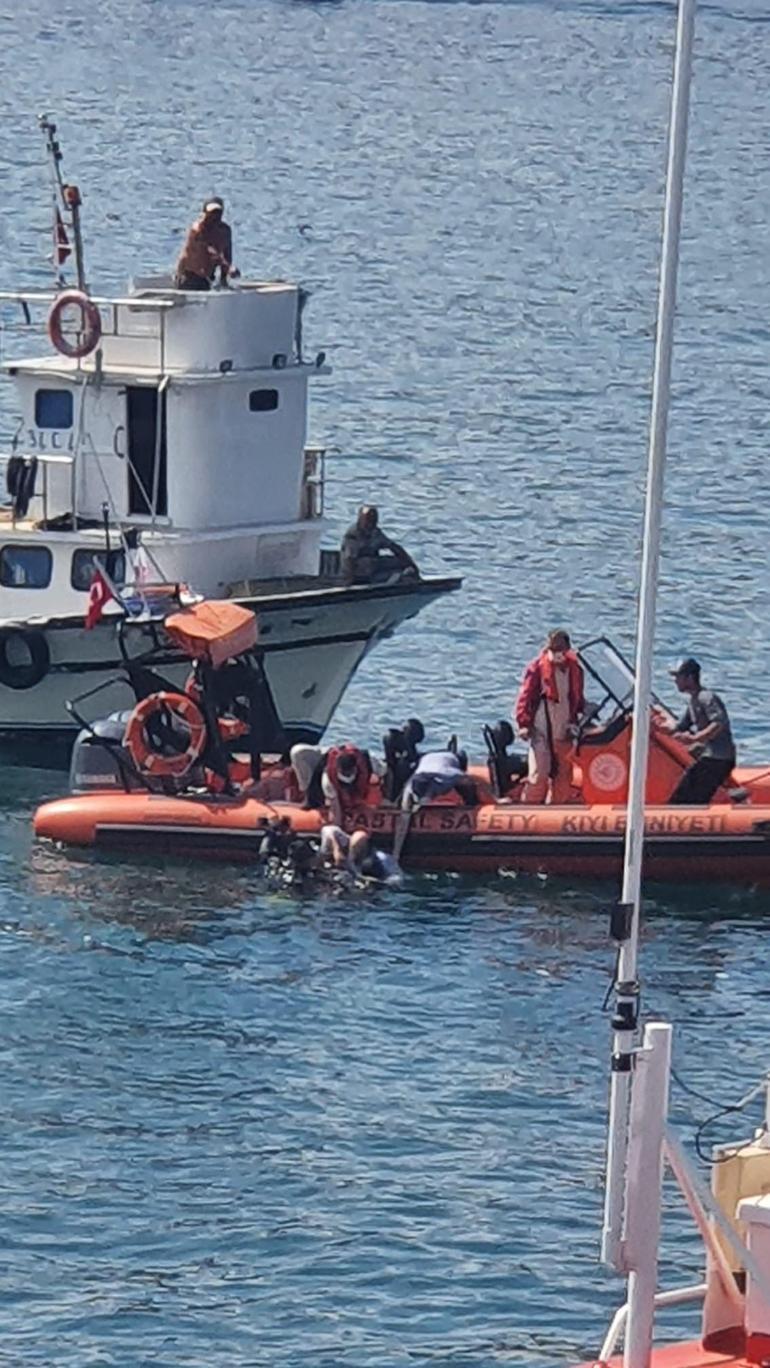 SON DAKİKA... Yavuz Sultan Selim Köprüsü altında kaza: Balıkçı teknesine gemi çarptı