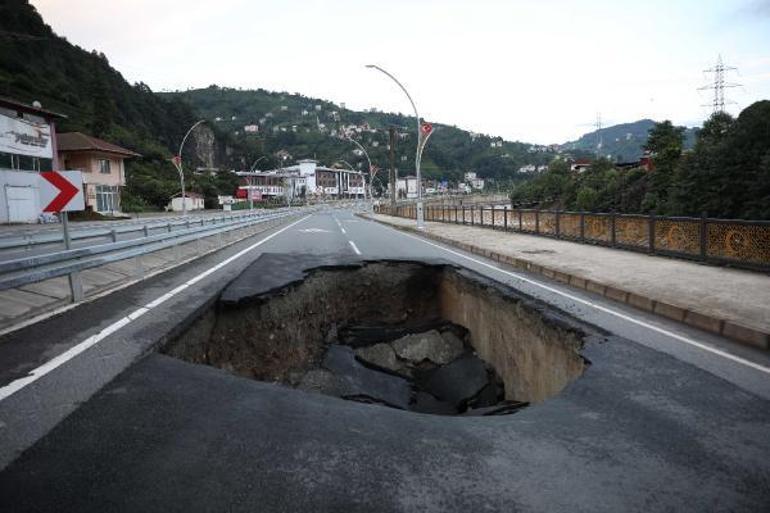 Rize’de sel böyle geldi... 7 kişi hayatını kaybetti