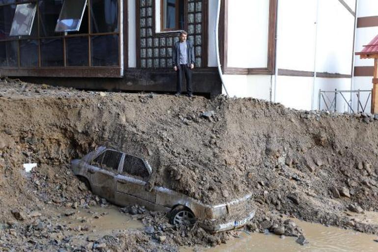 Rize’de sel böyle geldi... 7 kişi hayatını kaybetti