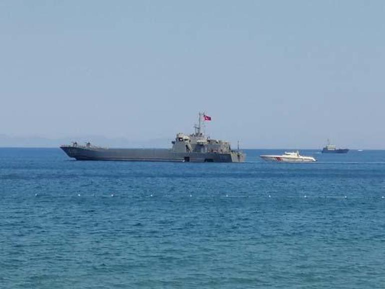 SON DAKİKA: İki çıkarma gemisi Marmarise sevk edildi