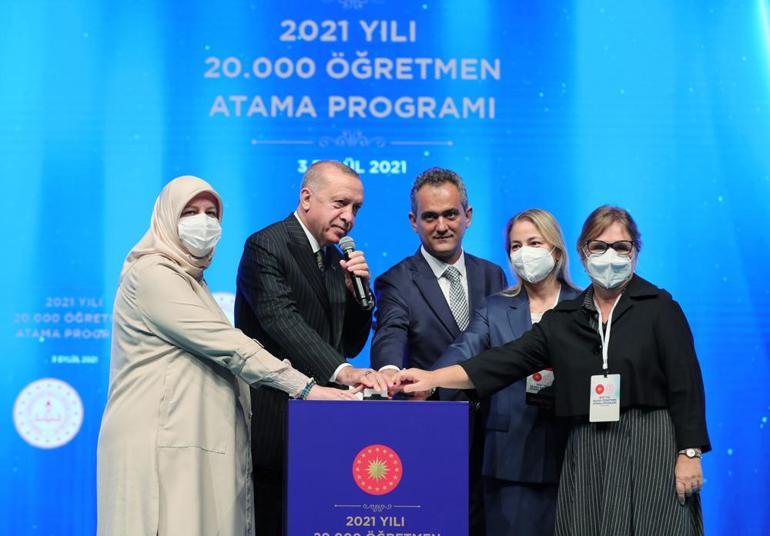 20 bin öğretmen ataması gerçekleşti... Erdoğan: Çocuklarımızı okullarından uzak bırakma lüksümüz kalmadı