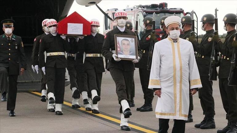 Şehit Tayfun Özköse kimdir, nereli Şehit Deniz Piyade Sözleşmeli Er Tayfun Özköse ile ilgili bilgiler..