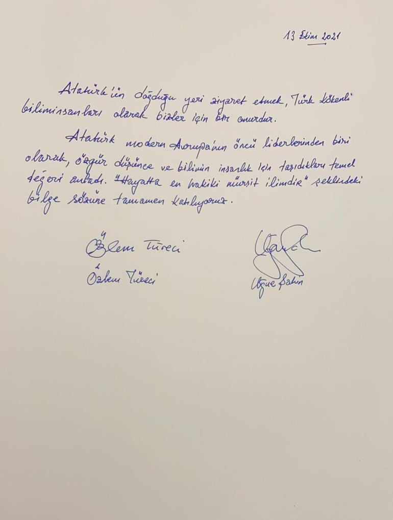 Bilim insanları Türeci ve Şahin, Atatürk Evini ziyaret etti