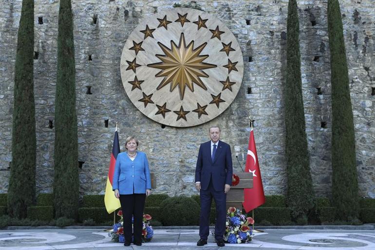 SON DAKİKA: Türkiyeye veda ziyareti... Erdoğan ve Merkelden açıklama