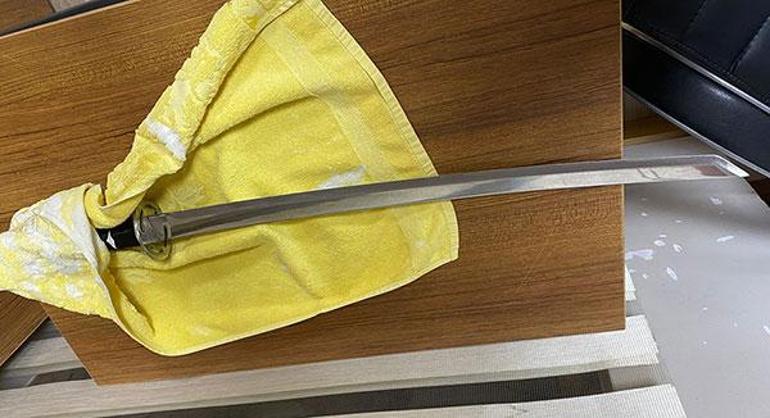 Samuray kılıcı nedir Ataşehirde samuray kılıcı ile öldürülen kadın toprağa verildi
