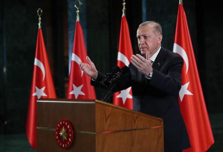 Son dakika... Cumhurbaşkanı Erdoğandan öğretmenlere müjde