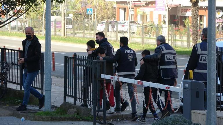 Ordudan çaldıkları otomobille İstanbulda yakalanan 3 çocuk adliyede