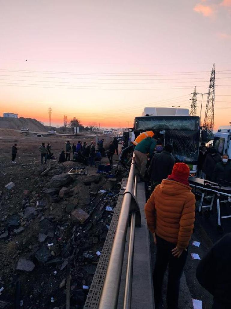 Son dakika: Ankarada halk otobüsü kaza yaptı, yaralılar var | Video Haber