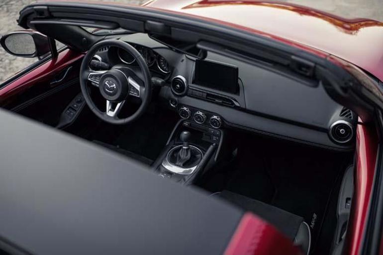 Mazda MX-5 2022de yeniliklerle gelecek