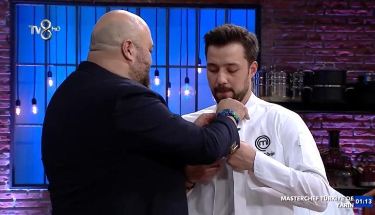 Son dakika: MasterChef ilk dörde kim kaldı 4 Ocak 2021 MasterChef önlüğü kim aldı İkinci finalist kim oldu
