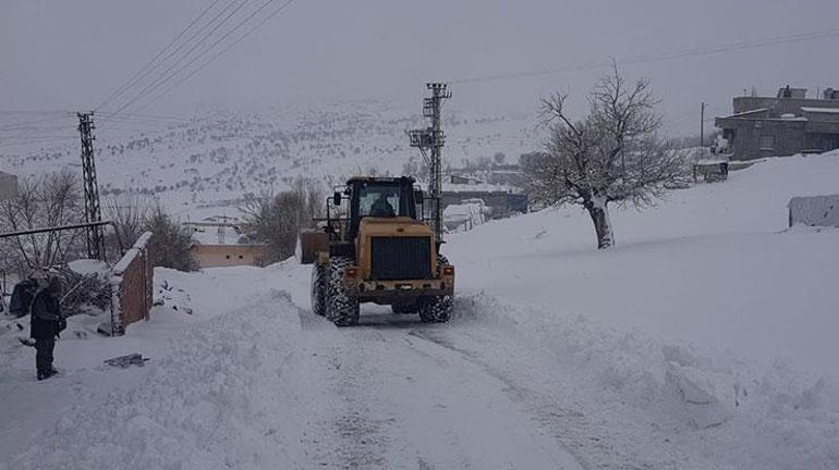 Şırnak’ta kar esareti: 19 köy ulaşıma kapandı